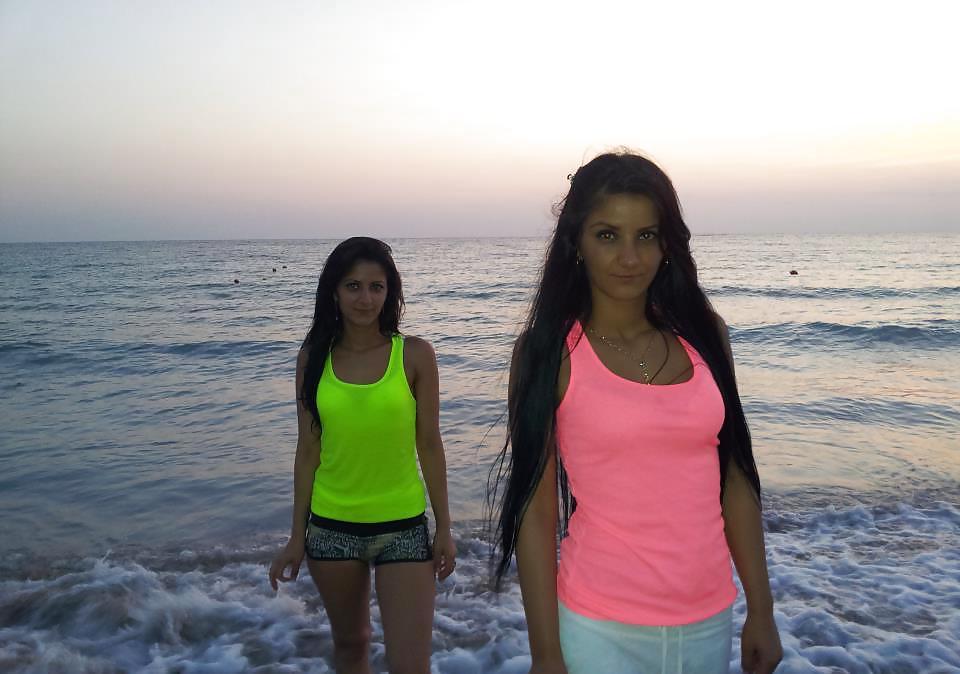 11P Romanian girl: Gabriela