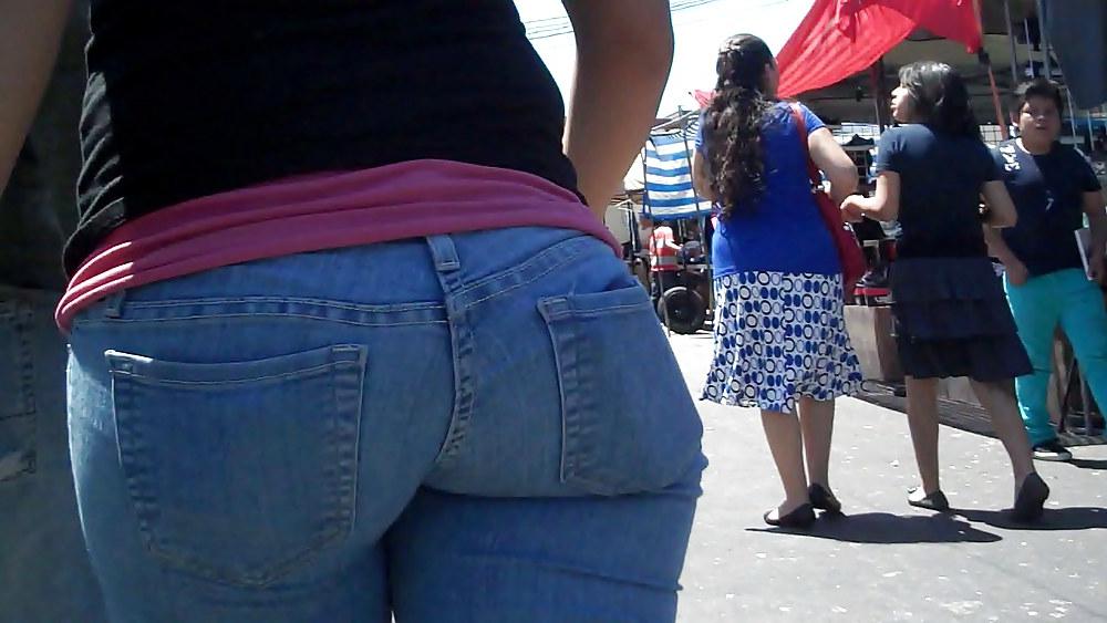 25P Real nice so fine sweet ass & bubble butt in jeans 