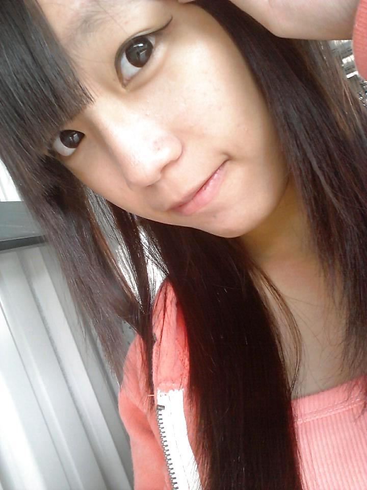 21P Asian slut not nud