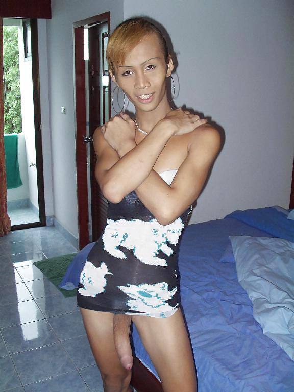 25P Blond Ladyboy Bee from Pattaya