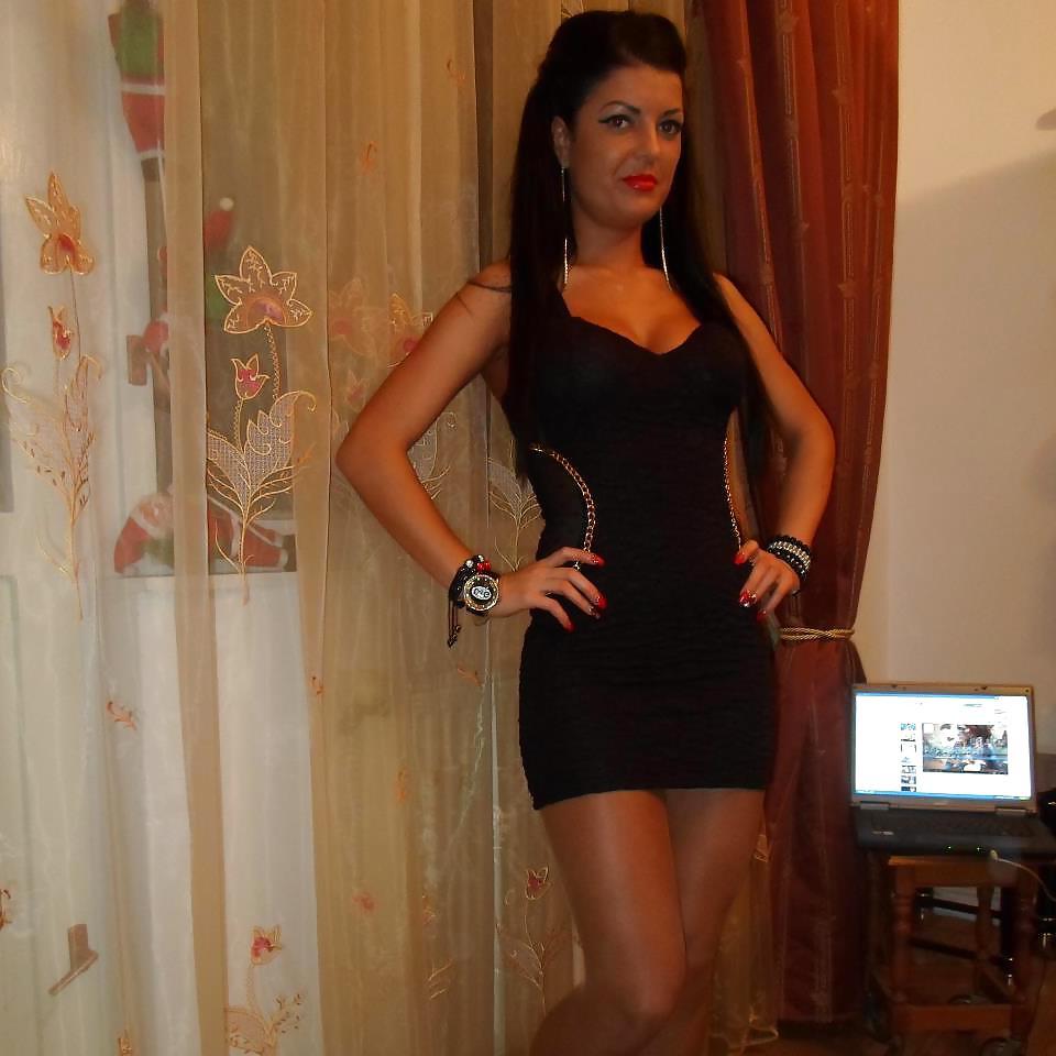 14P Romanian girl: Diana