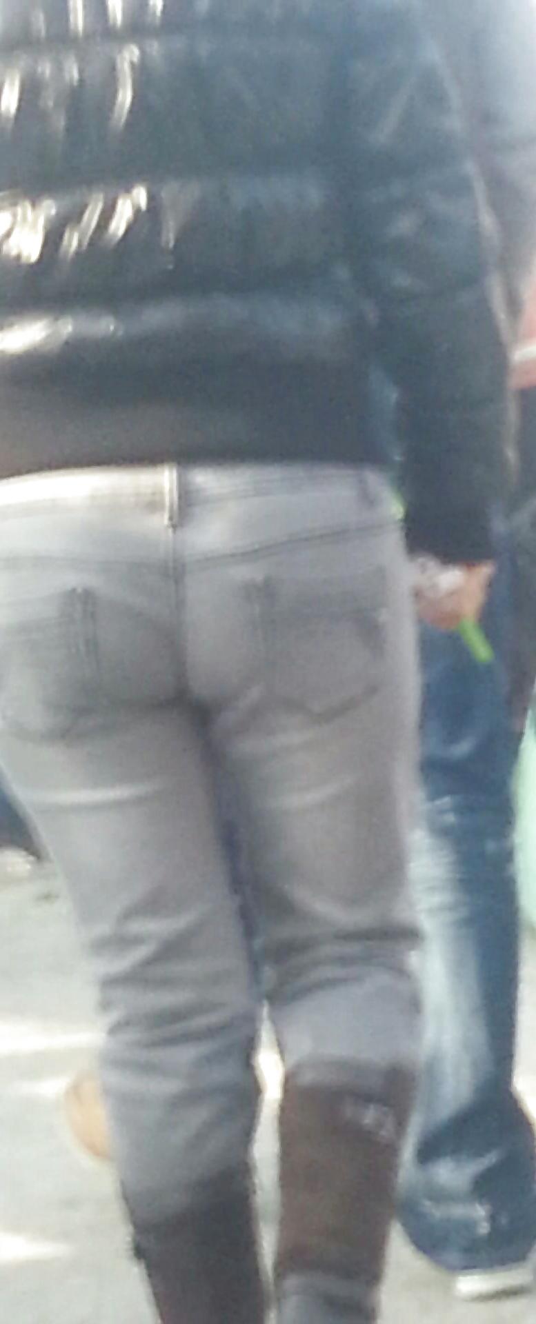 11P Sexy blonde ass romanian