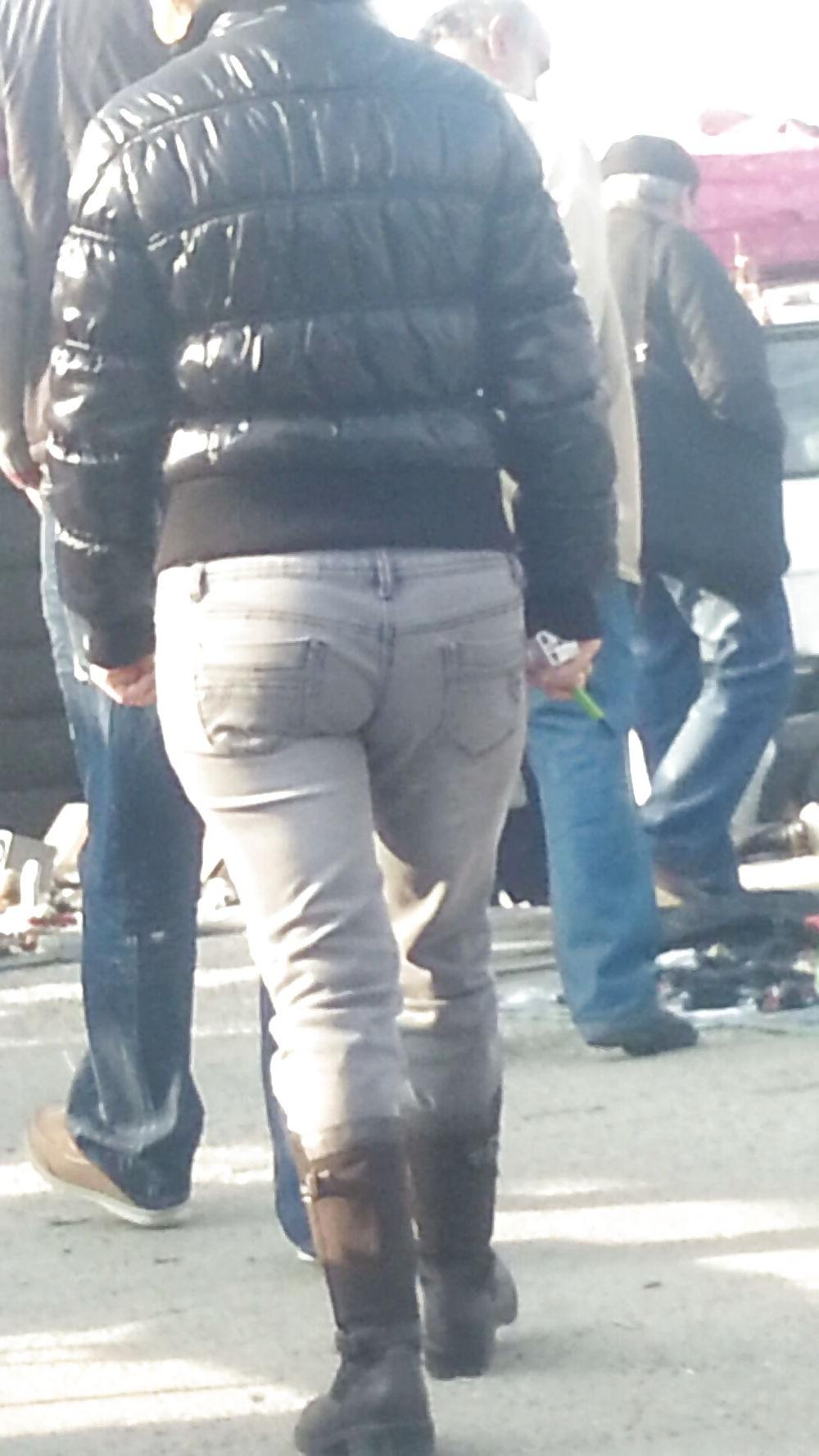 11P Sexy blonde ass romanian