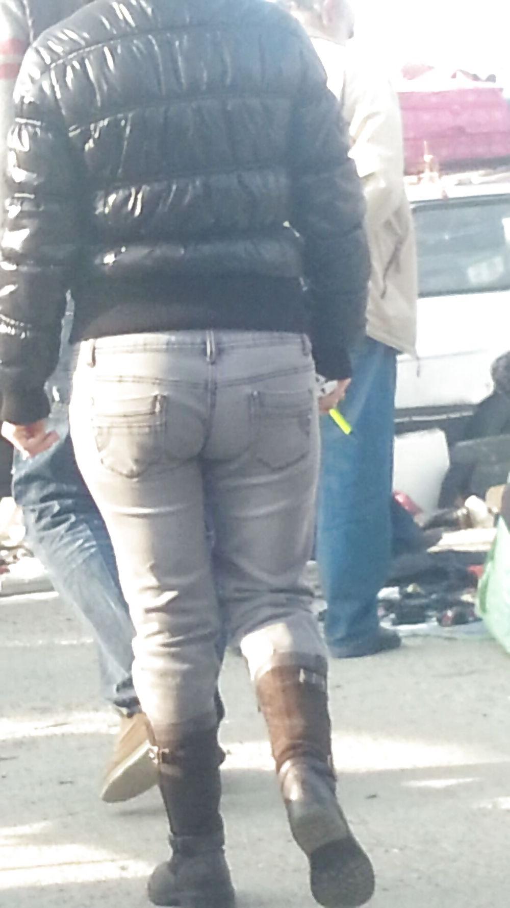 11P Sexy blonde ass romanian