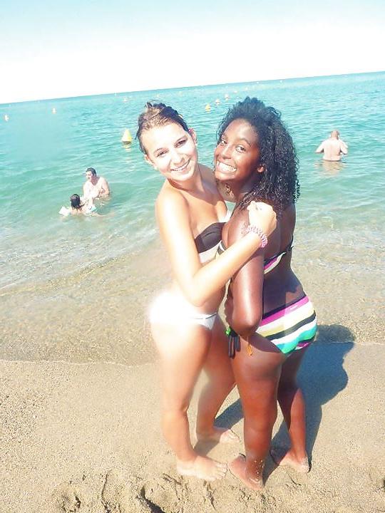 5P BUSTY LEGGY EBONY FRENCH TEEN