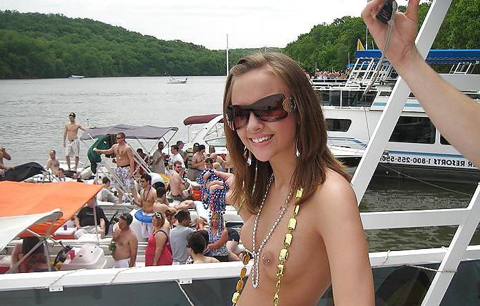 25P Wild vacation girls 4