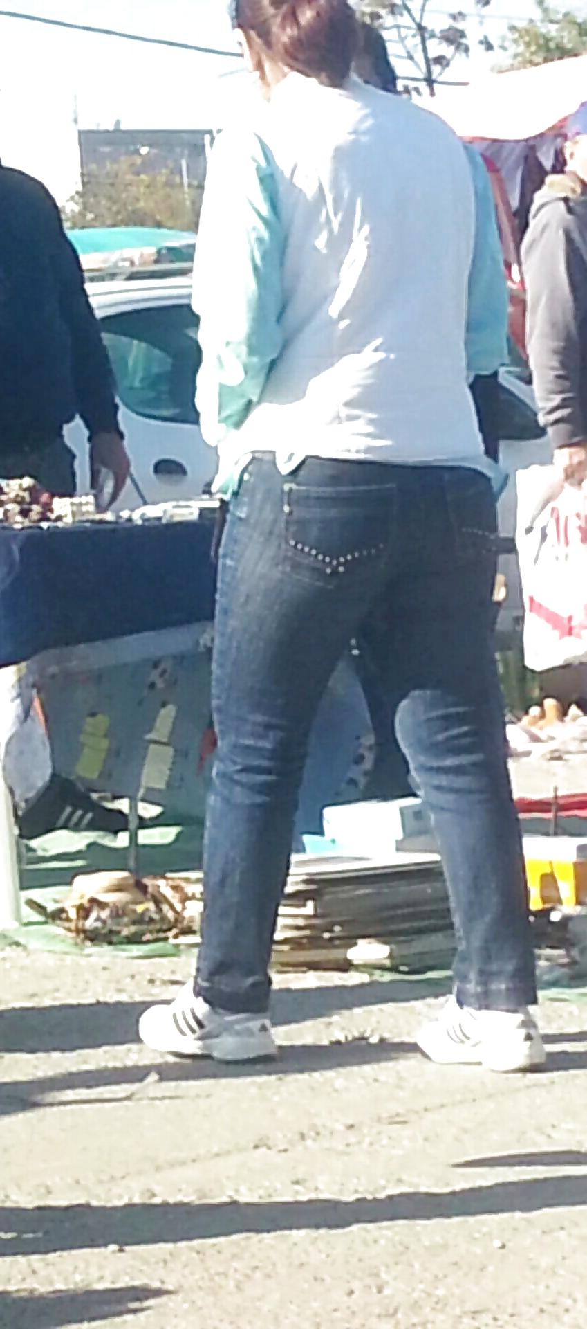 12P Street matures ass romanian