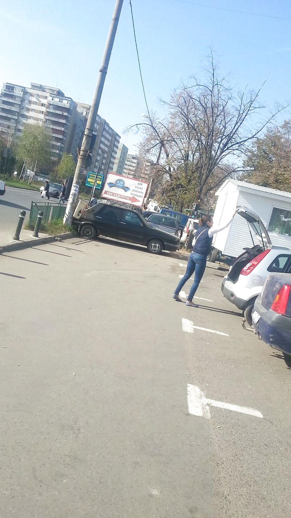 9P Sexy ass romanian
