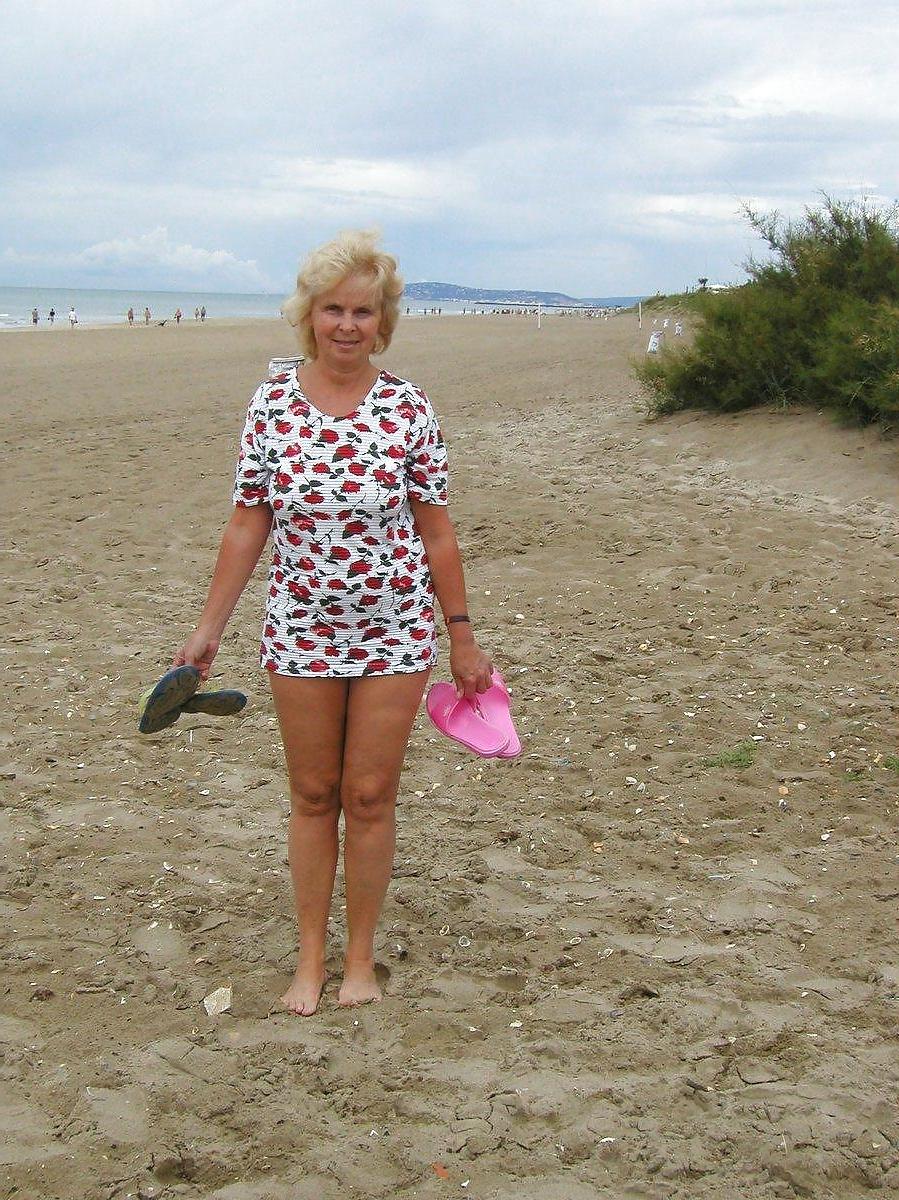 7P Non Nude OMA