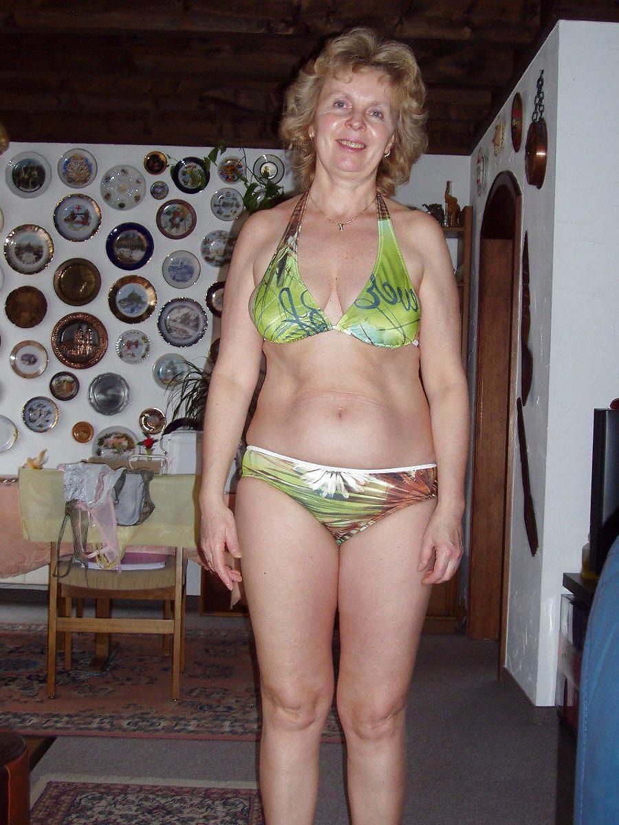 7P Non Nude OMA