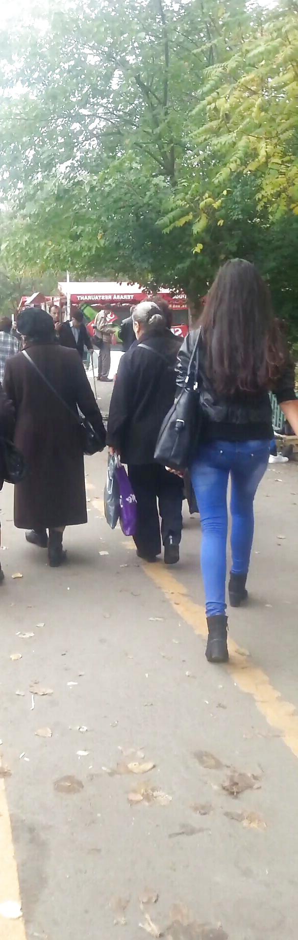 5P Sexy ass schoolgirl romanian