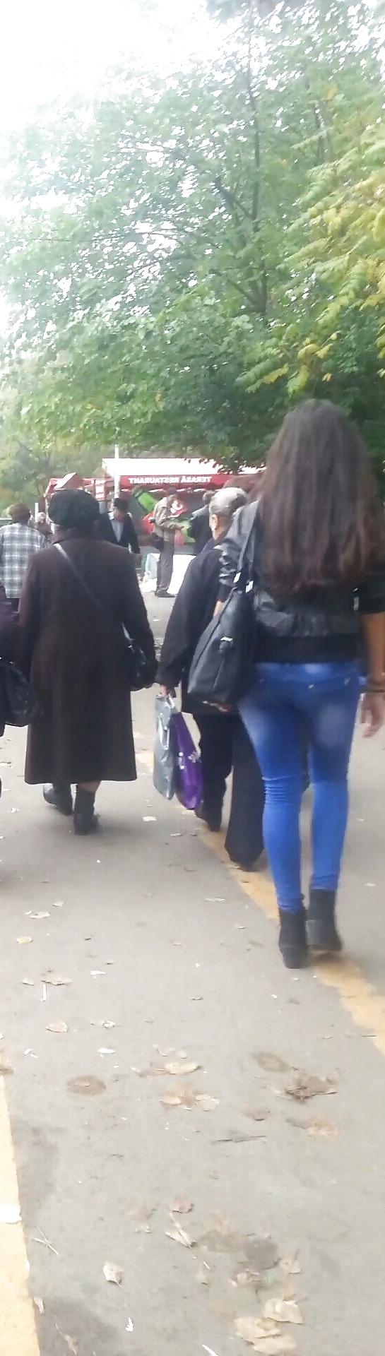 5P Sexy ass schoolgirl romanian