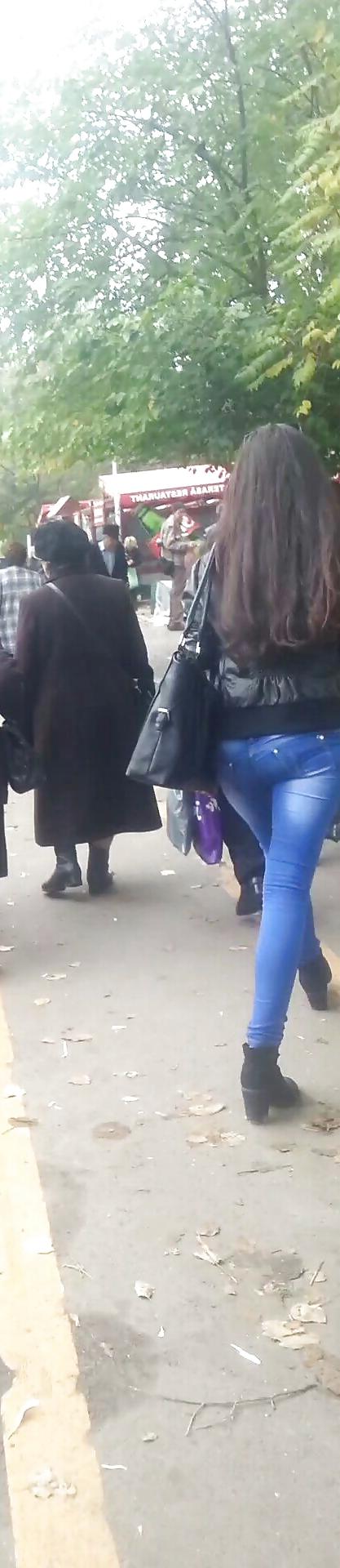 5P Sexy ass schoolgirl romanian