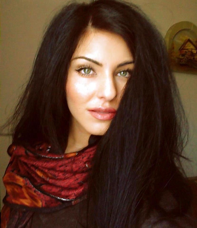 25P A romanian girl called Monica J.