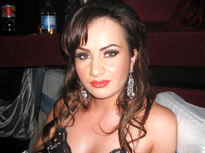 24P Romanian MILF Carmen