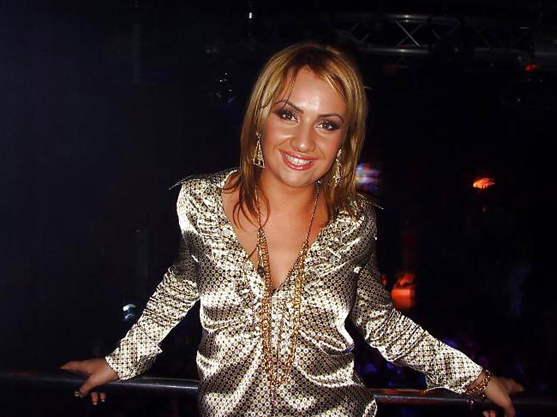 24P Romanian MILF Carmen