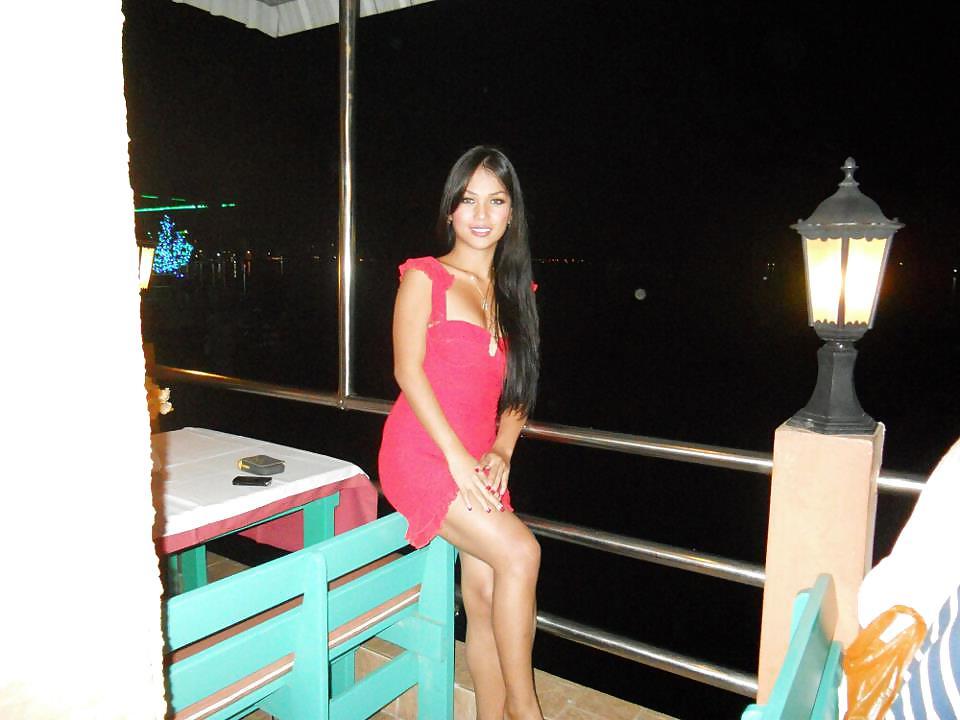 15P Amys Personal Ladyboy Photos