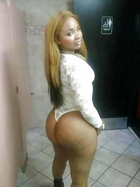 25P Big booty monster thickness