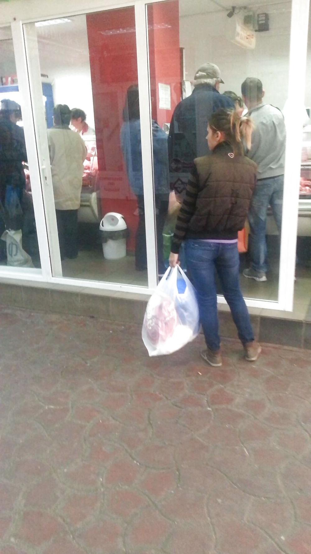 24P Street mature ass romanian
