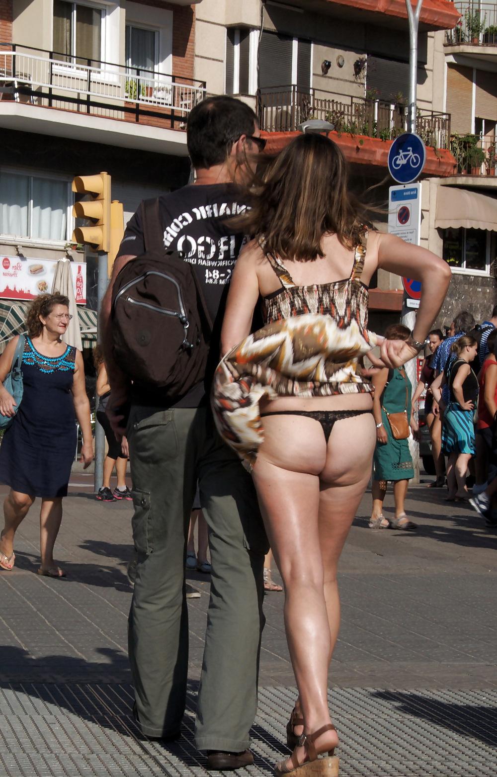 16P Candid voyeur