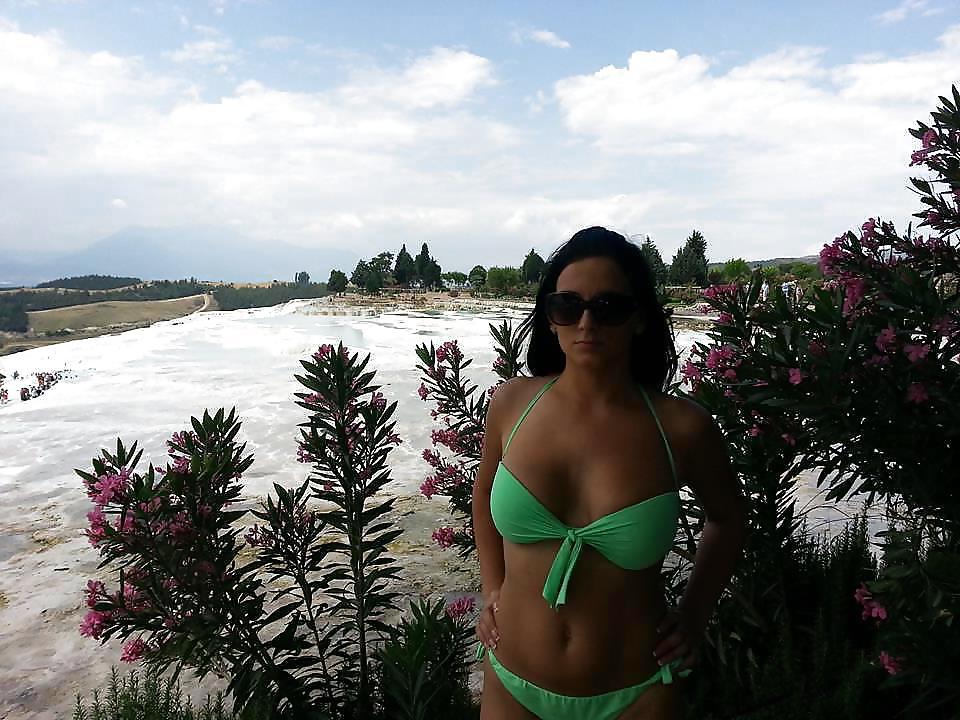 9P Non-nude Busty Arab Girl 2