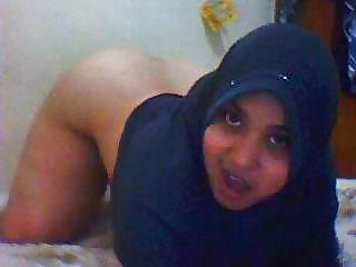 25P Hijab (arab)
