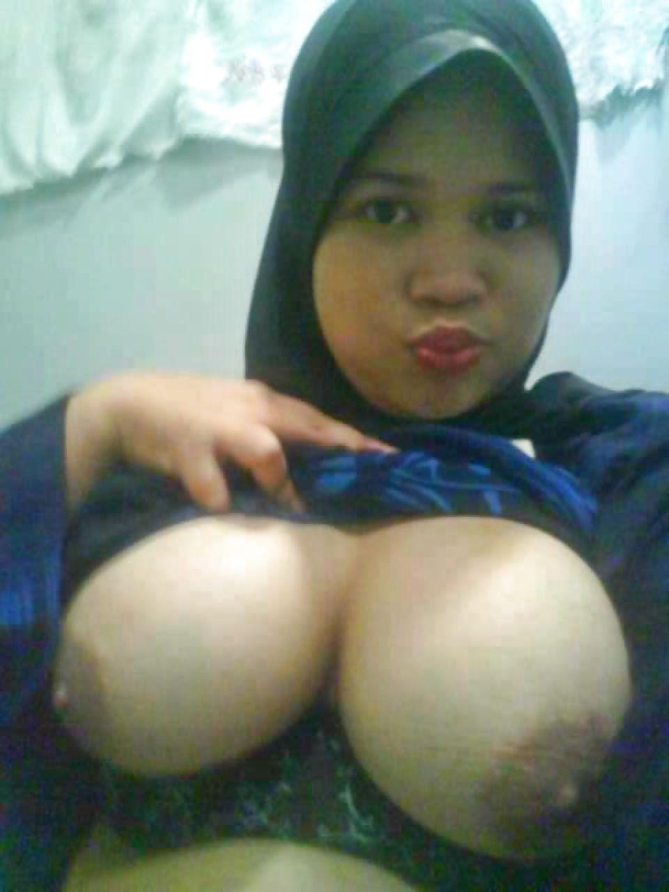 25P Hijab (arab)