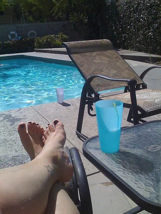 21P BBW FOOT TIME