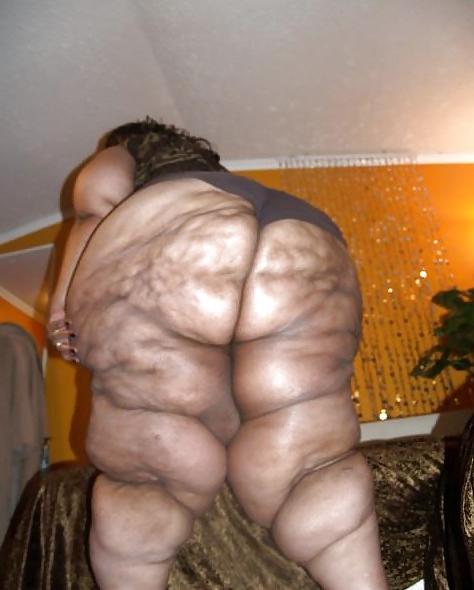 25P In love with Big Legs N Thighs on a SSBBW