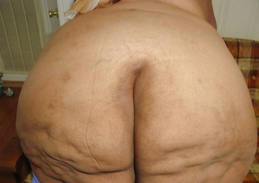 25P In love with Big Legs N Thighs on a SSBBW