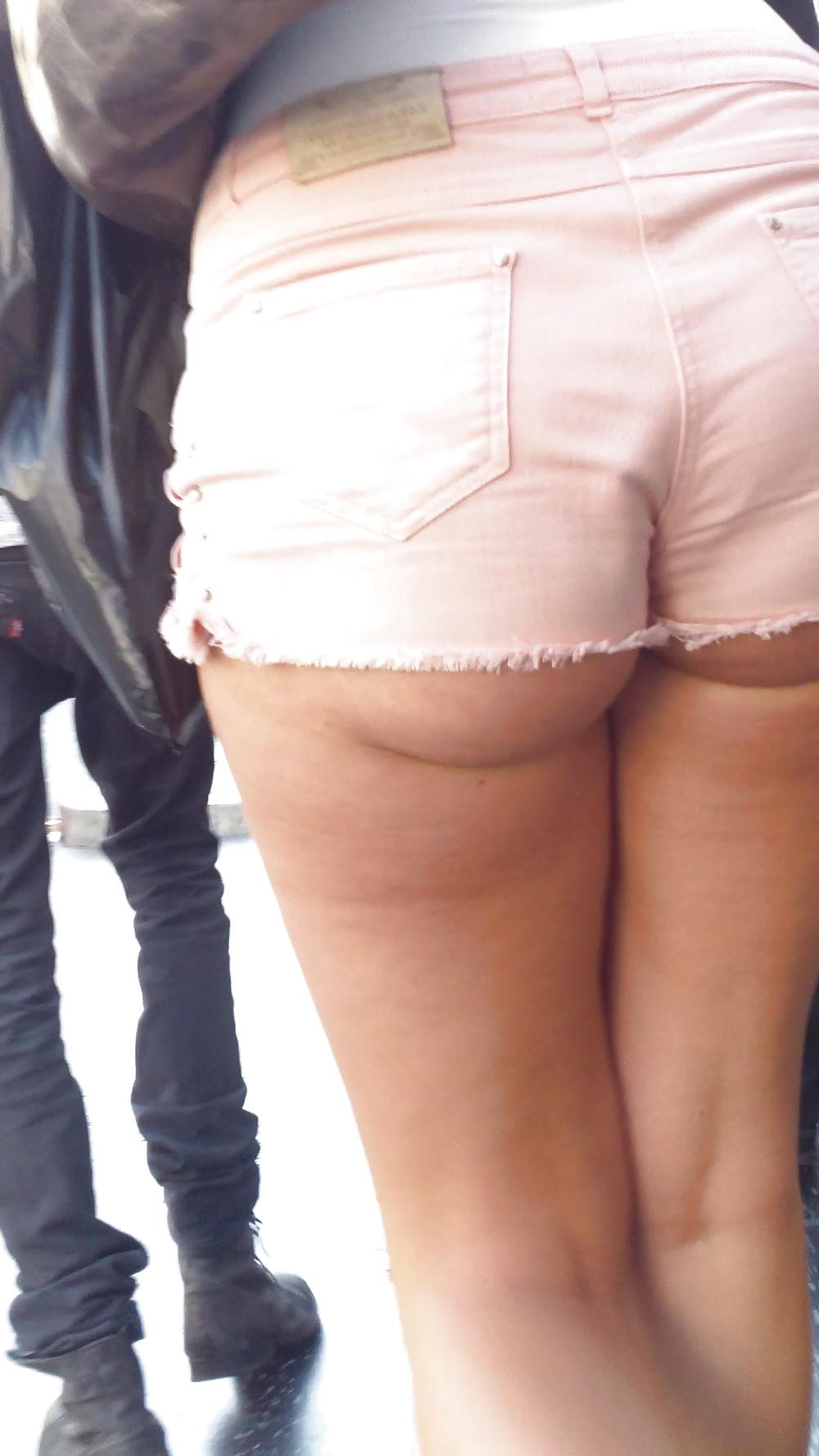 23P Sexy Daisy Duke big ass & butt cheeks 