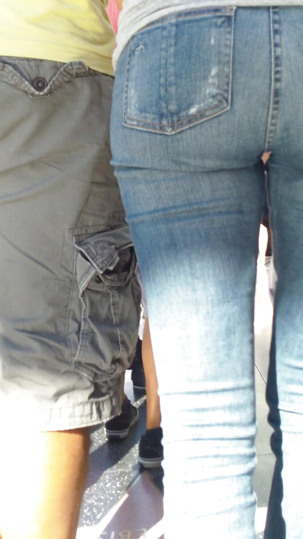 25P MILF smooth ass & butt in jeans 