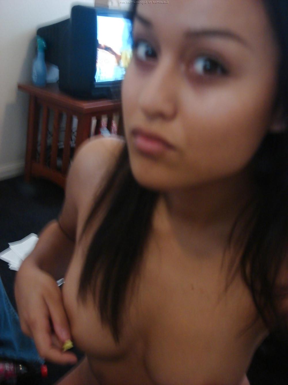 21P Hot Asian Girlfriend