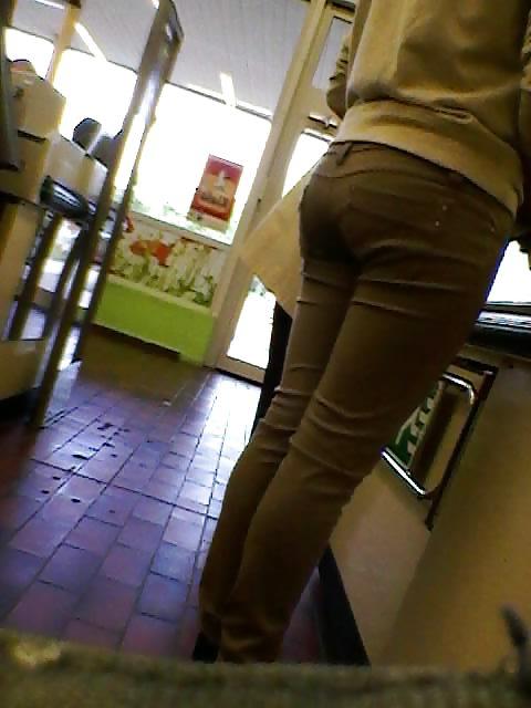 6P Voyeur  