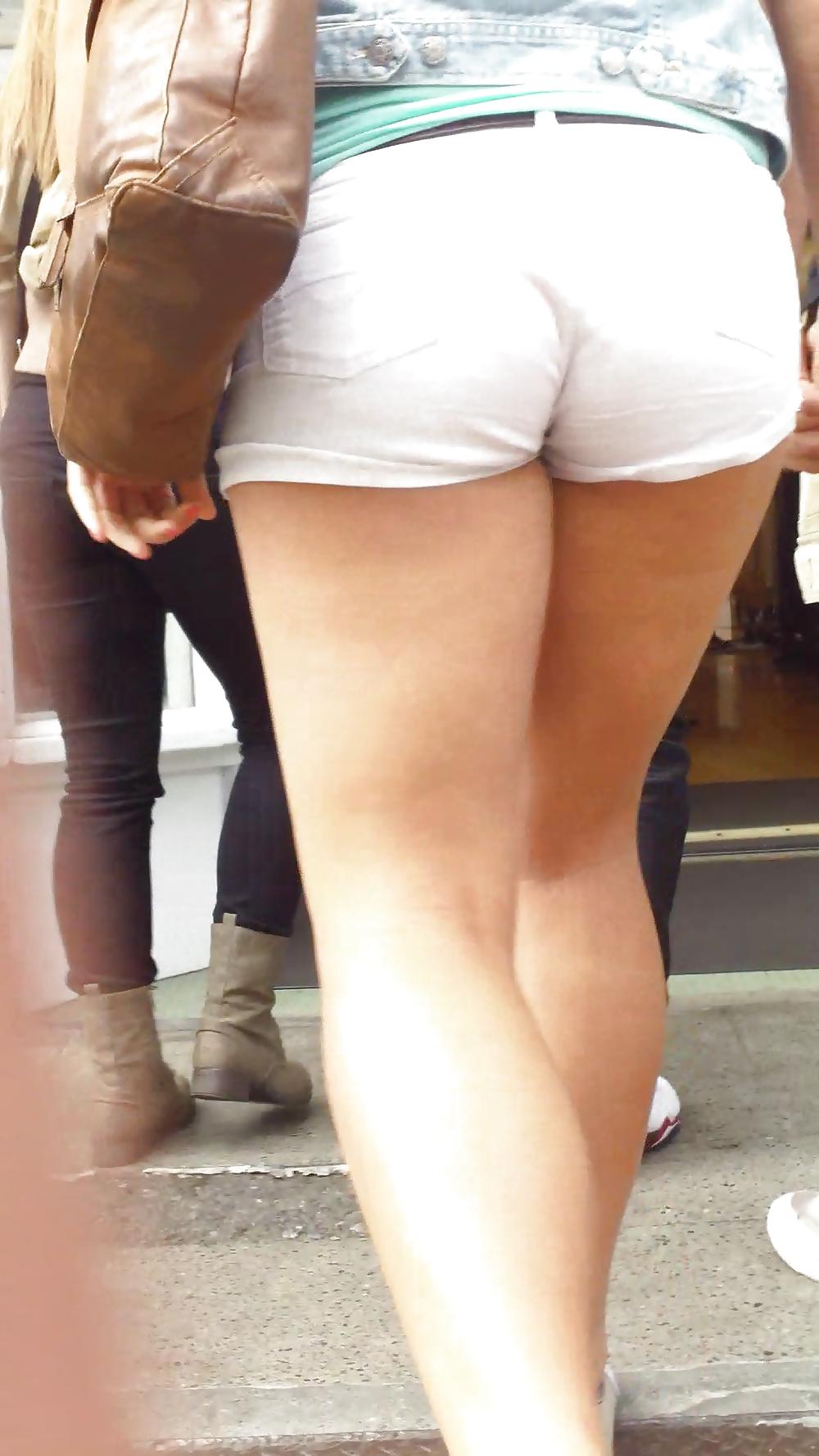 24P Teen ass & butt in nice white shorts