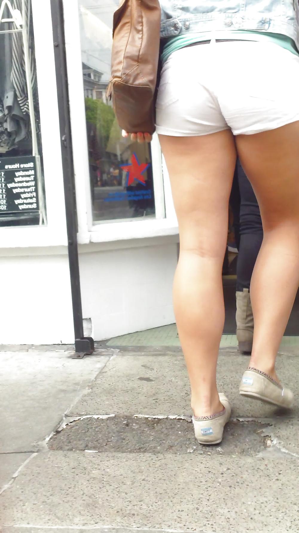 24P Teen ass & butt in nice white shorts