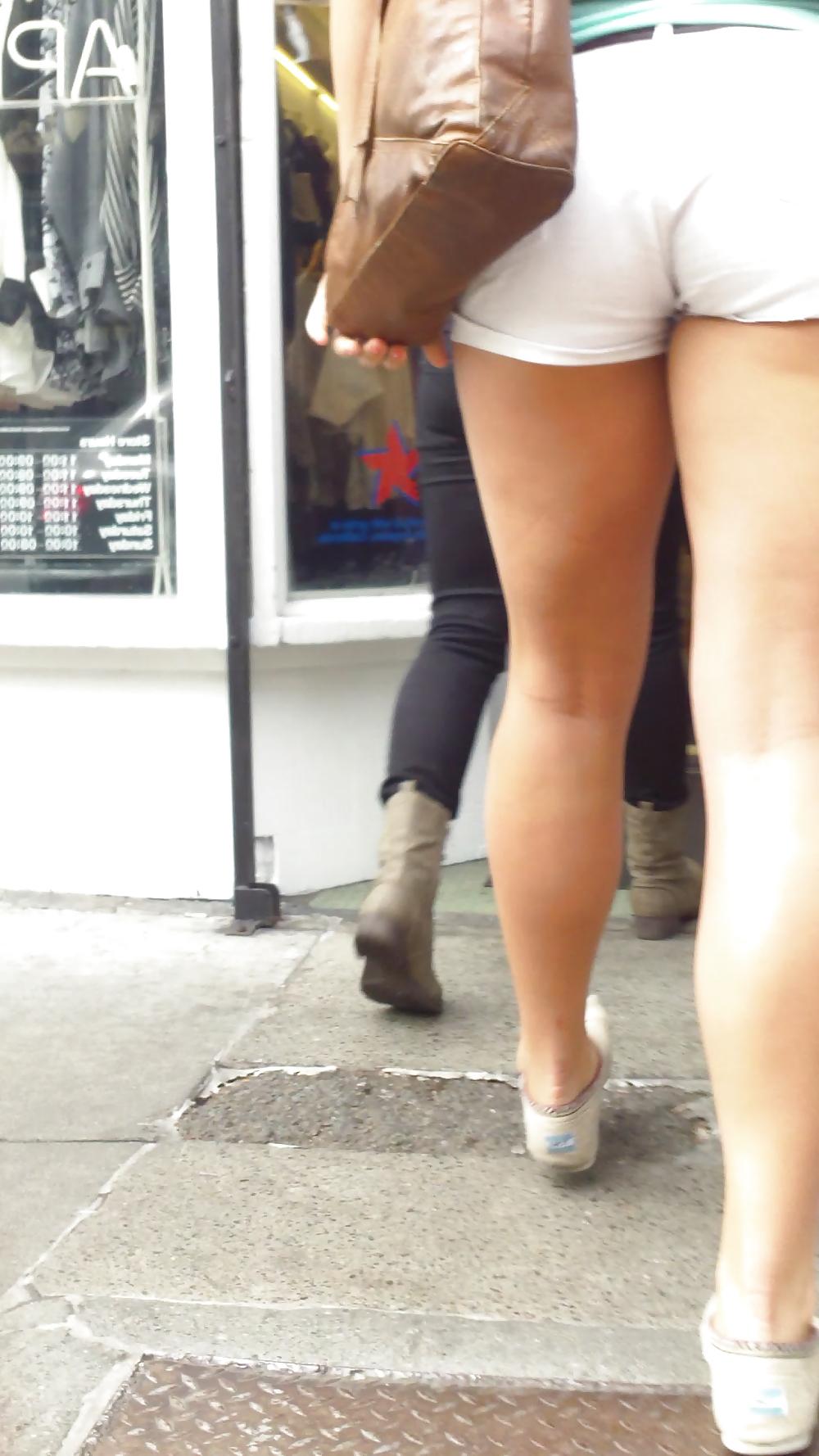 24P Teen ass & butt in nice white shorts