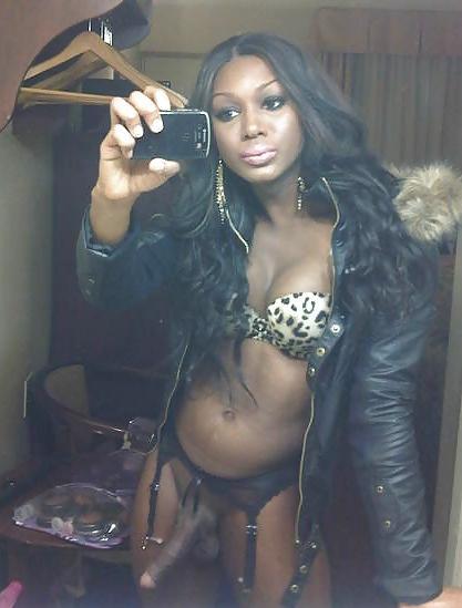 25P Crossdresser Shemales : Ebony Queens 3