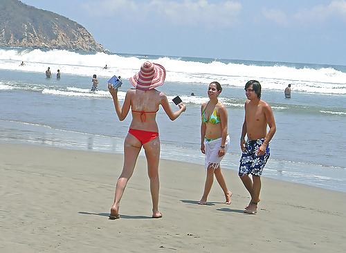 25P Acapulco Girls