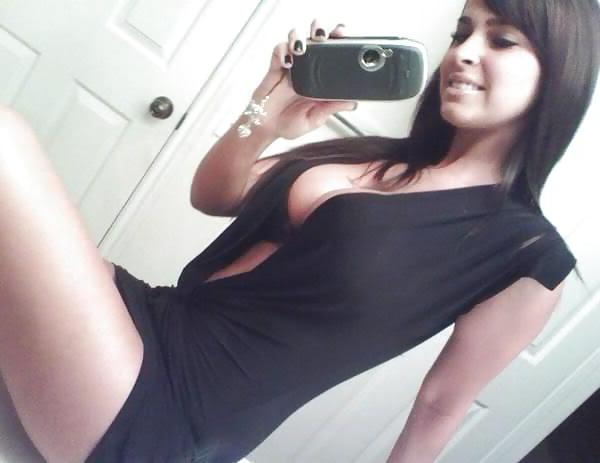 25P Hot chicks from the internet 