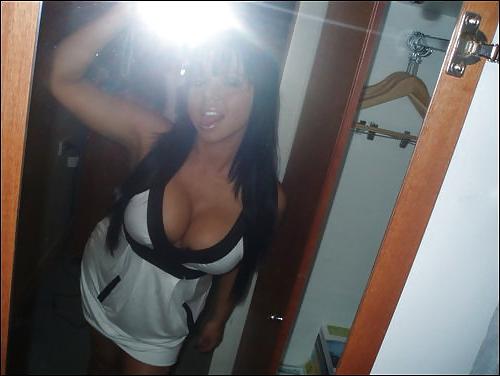 25P Hot chicks from the internet 