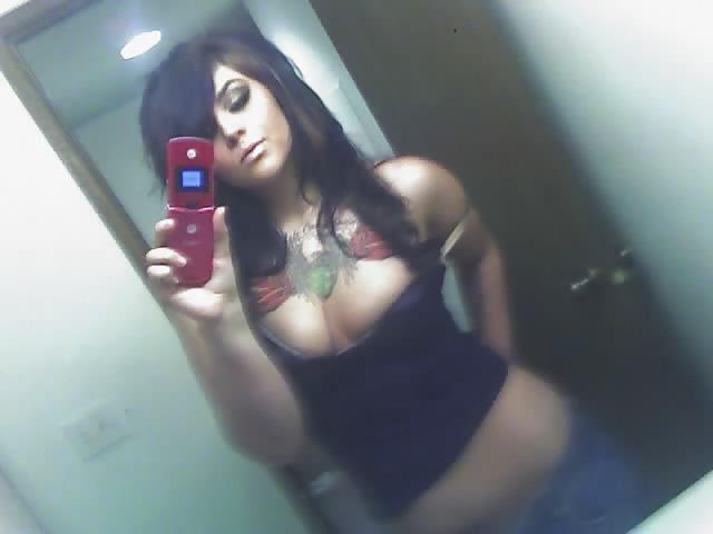 25P Hot chicks from the internet 