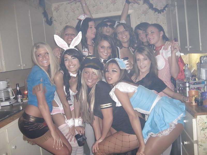 25P Hot chicks from the internet 