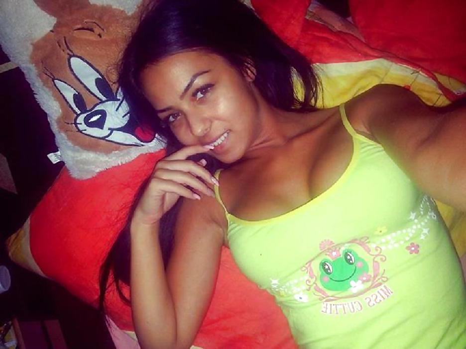 25P Romanian: Kayla 2