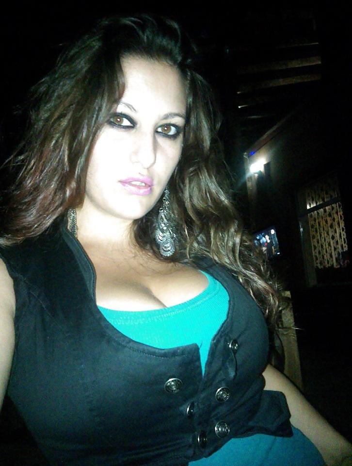 15P Romanian girl: Amel part 2