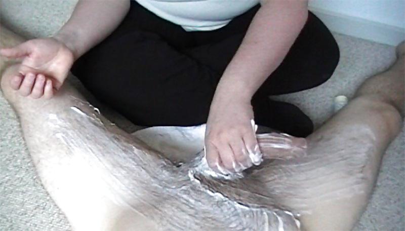 10P Lotion floor handjob fully clothed