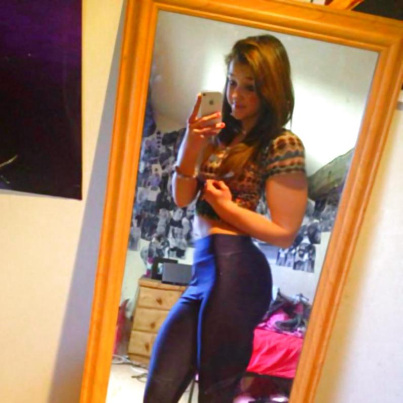 25P Random nonnude