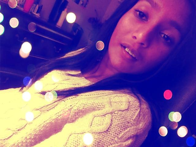 5P Dont worry shes 18 lol thats my daughter