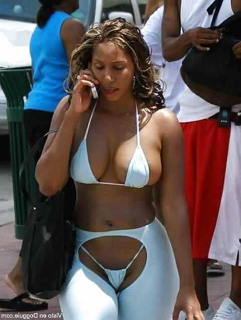 24P Non-nude busty