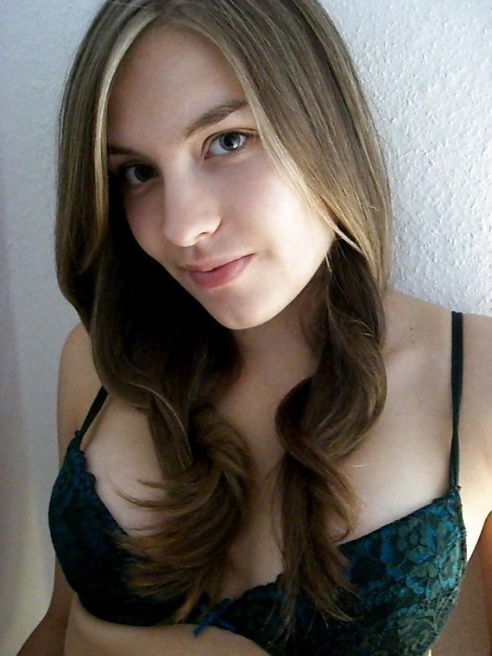 15P Nice (non nude) girls 112